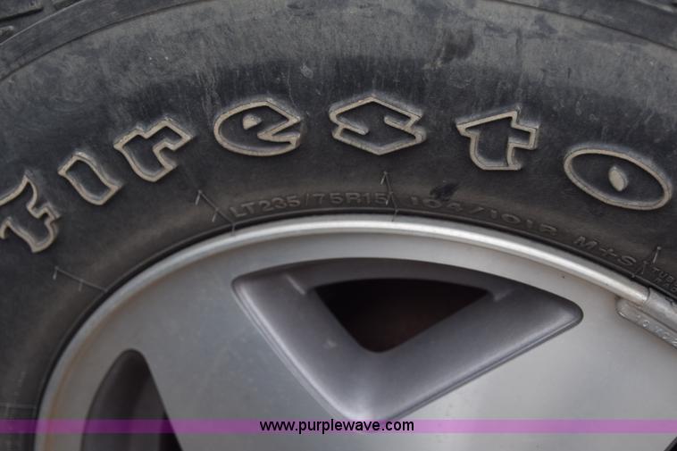 image for item L1068 1995 Jeep Grand Cherokee SE SUV