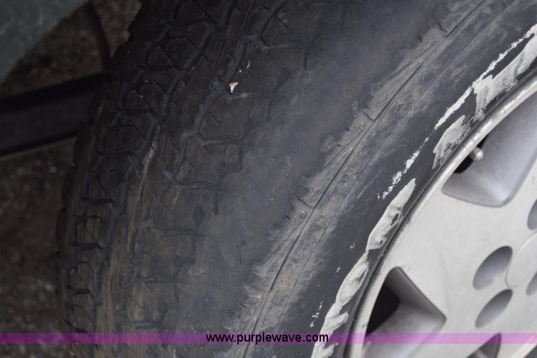 image for item L1068 1995 Jeep Grand Cherokee SE SUV