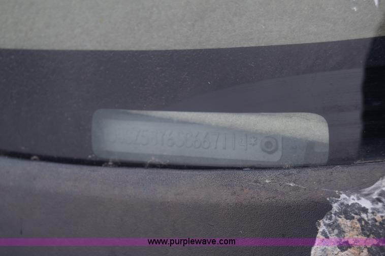 image for item L1068 1995 Jeep Grand Cherokee SE SUV