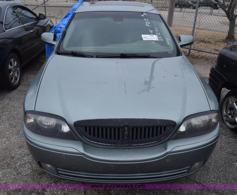 image for item L1069 2004 Lincoln LS