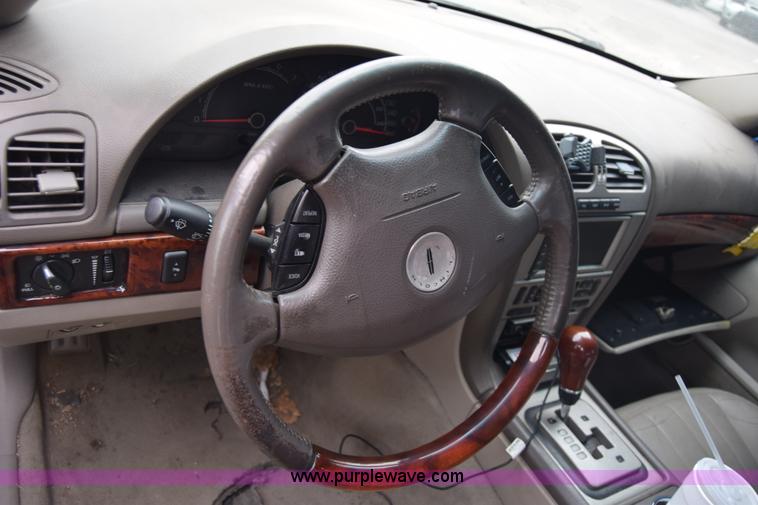 image for item L1069 2004 Lincoln LS