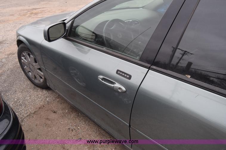 image for item L1069 2004 Lincoln LS