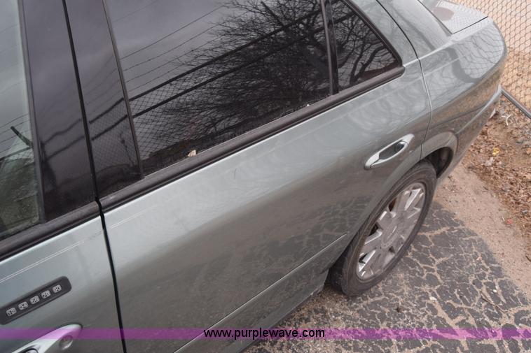 image for item L1069 2004 Lincoln LS