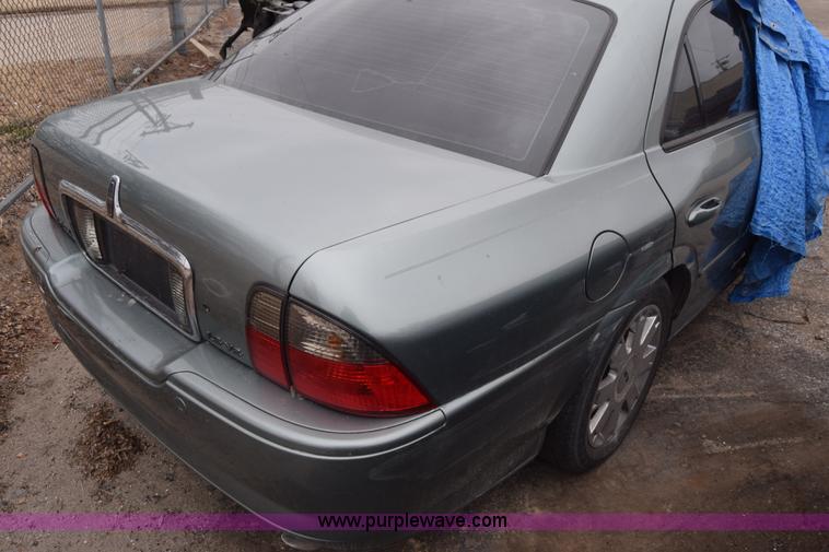 image for item L1069 2004 Lincoln LS