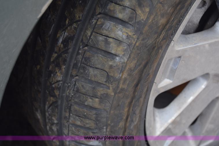 image for item L1069 2004 Lincoln LS