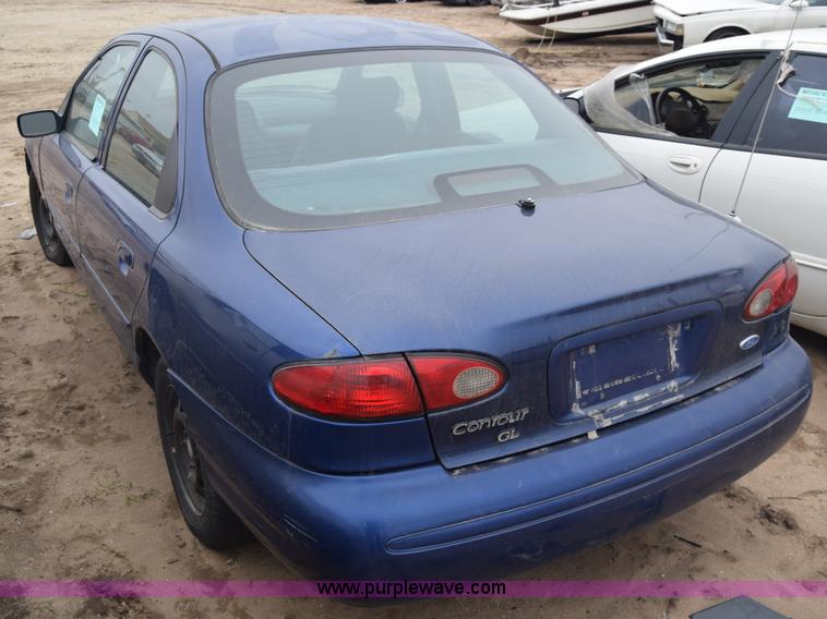 image for item L1070 1996 Ford Contour GL
