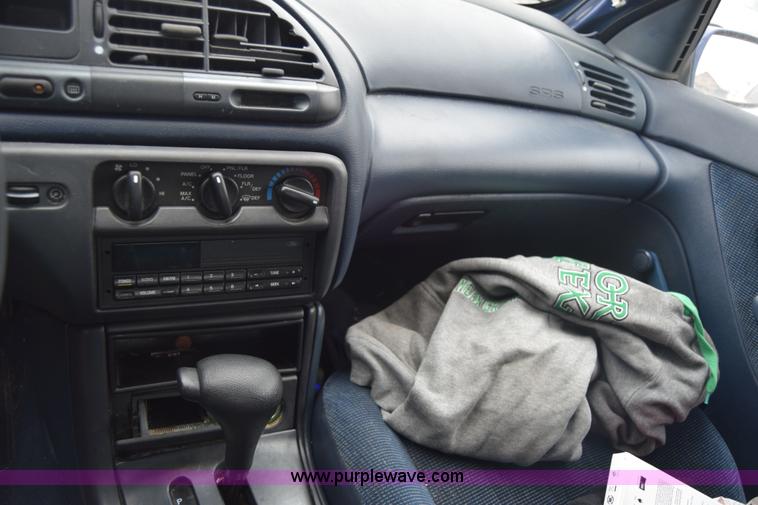 image for item L1070 1996 Ford Contour GL