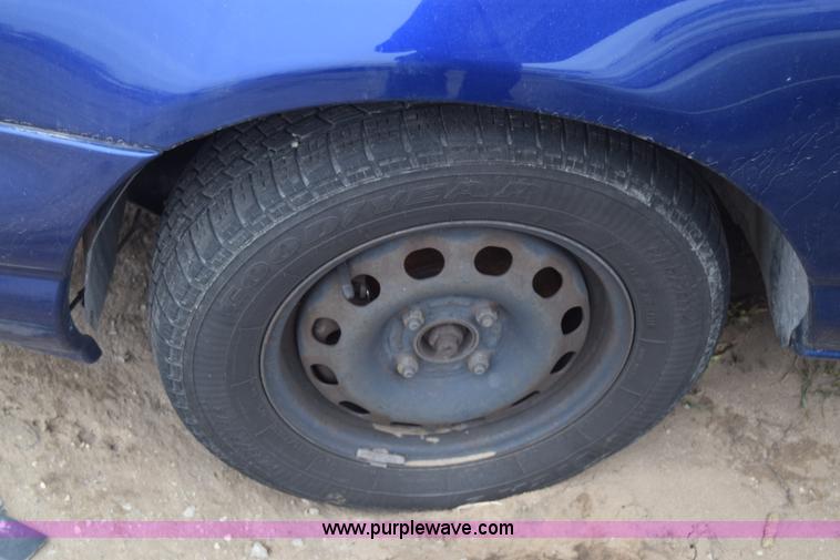 image for item L1070 1996 Ford Contour GL