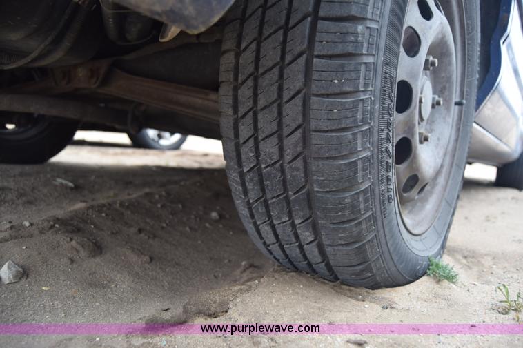 image for item L1070 1996 Ford Contour GL