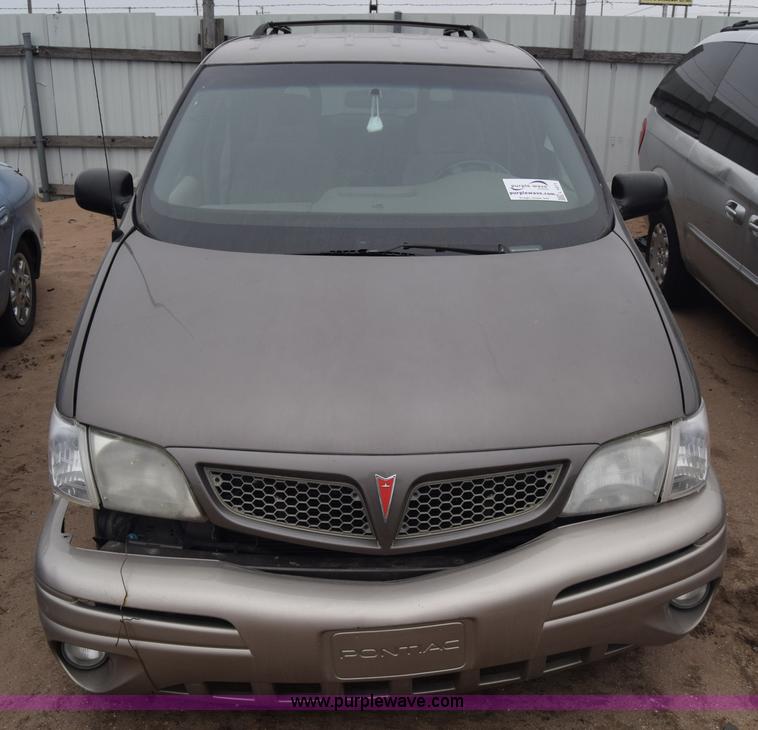 image for item L1071 2002 Pontiac Montana van