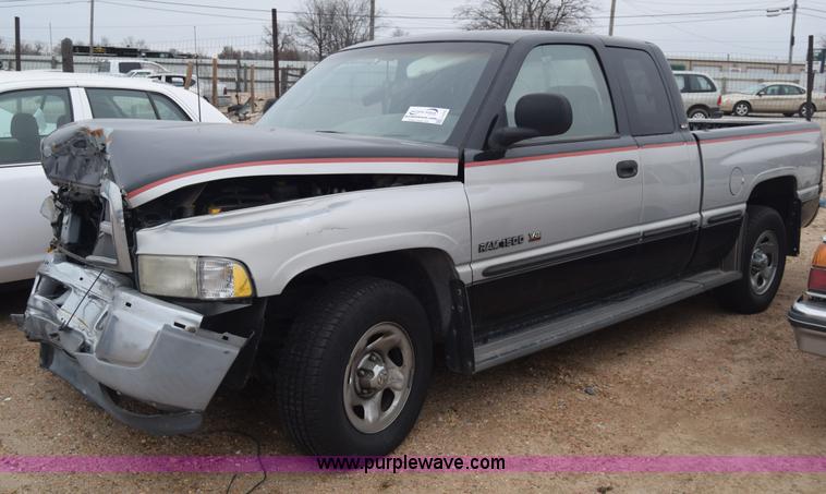 image for item L1072 1998 Dodge Ram 1500 Quad Cab pickup truck