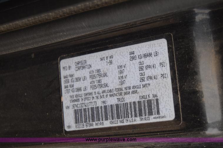 image for item L1072 1998 Dodge Ram 1500 Quad Cab pickup truck