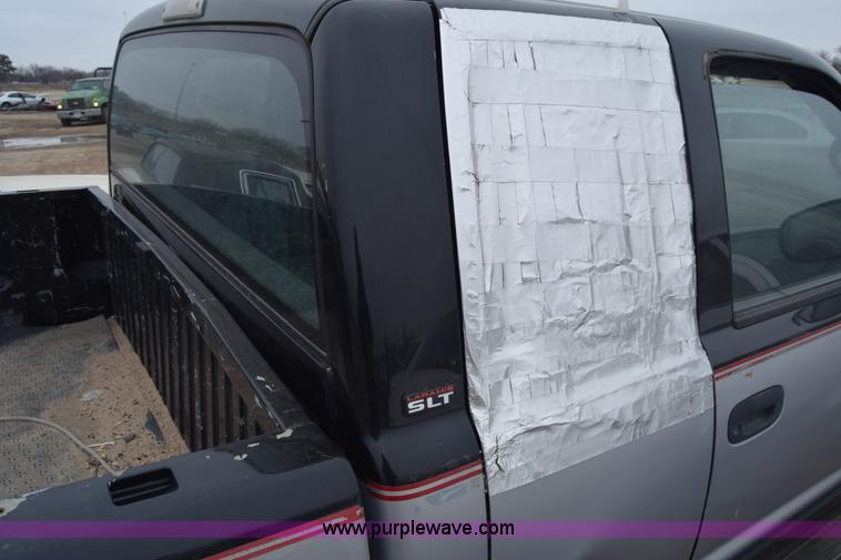 image for item L1072 1998 Dodge Ram 1500 Quad Cab pickup truck