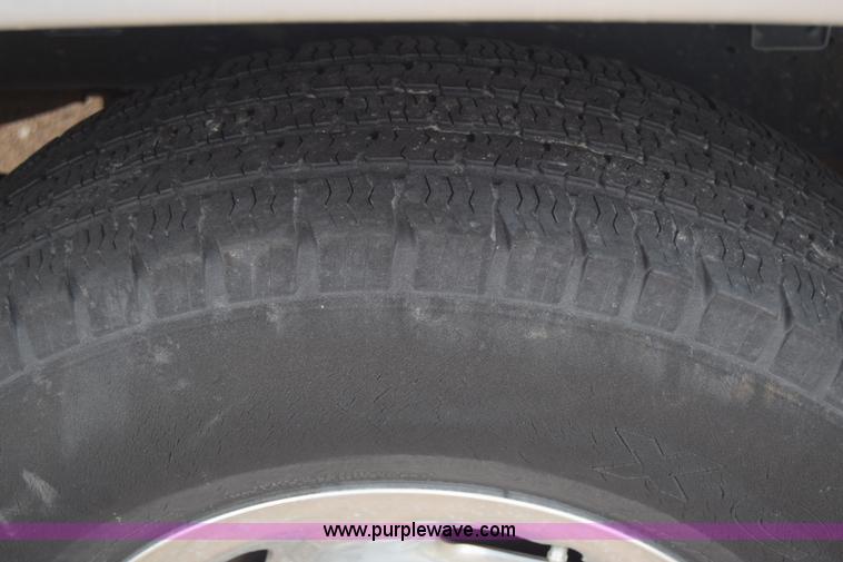 image for item L1072 1998 Dodge Ram 1500 Quad Cab pickup truck