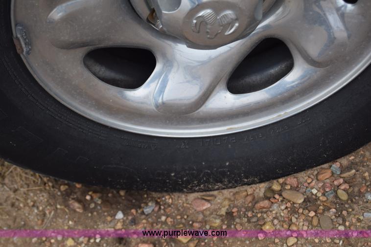 image for item L1072 1998 Dodge Ram 1500 Quad Cab pickup truck