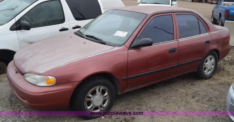 image for item L1074 1998 Chevrolet Prizm Lsi