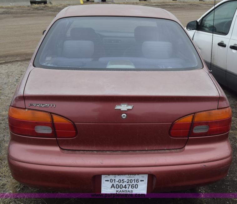 image for item L1074 1998 Chevrolet Prizm Lsi