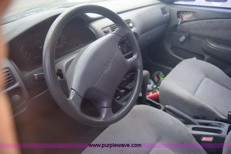 image for item L1074 1998 Chevrolet Prizm Lsi