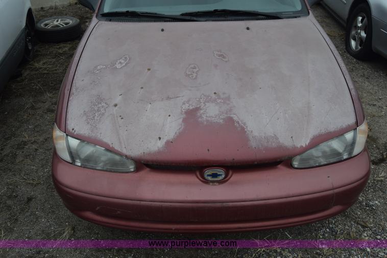 image for item L1074 1998 Chevrolet Prizm Lsi