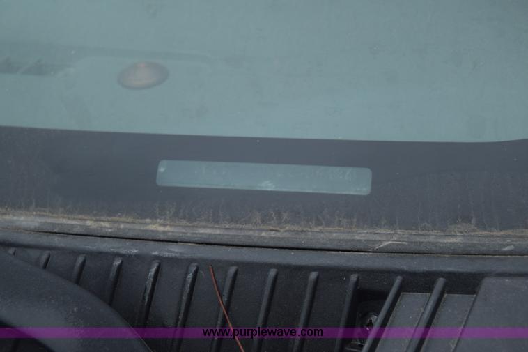 image for item L1074 1998 Chevrolet Prizm Lsi