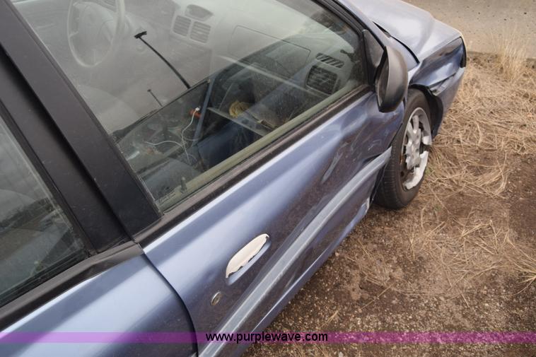 image for item L1076 2004 Kia Rio