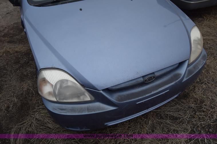 image for item L1076 2004 Kia Rio