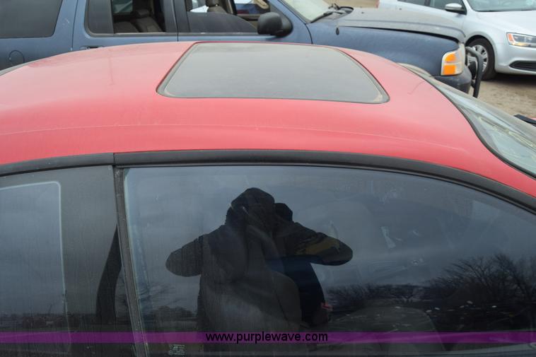 image for item L1077 1999 Dodge Avenger ES