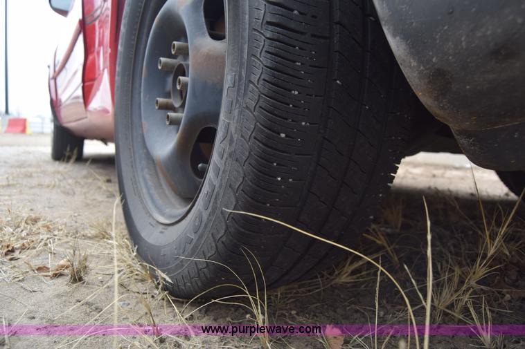 image for item L1077 1999 Dodge Avenger ES