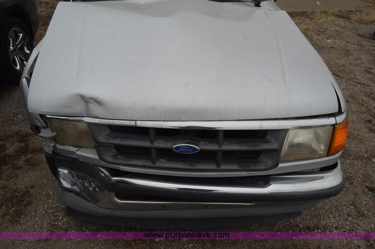 image for item L1079 1994 Ford Ranger pickup truck