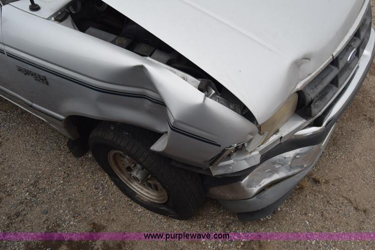 image for item L1079 1994 Ford Ranger pickup truck