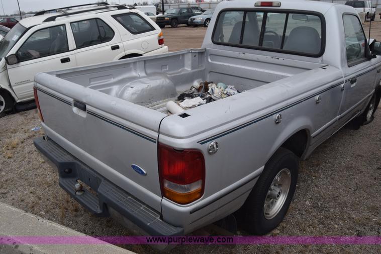 image for item L1079 1994 Ford Ranger pickup truck