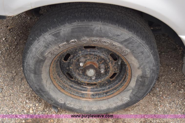 image for item L1079 1994 Ford Ranger pickup truck