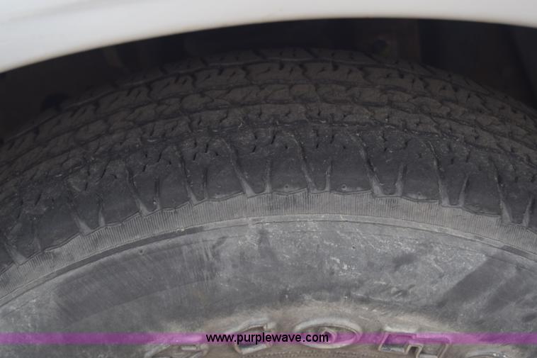 image for item L1079 1994 Ford Ranger pickup truck