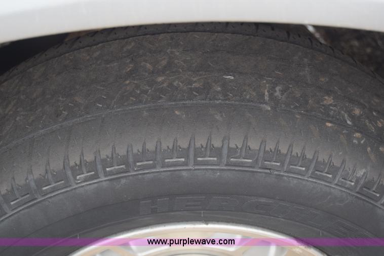 image for item L1079 1994 Ford Ranger pickup truck