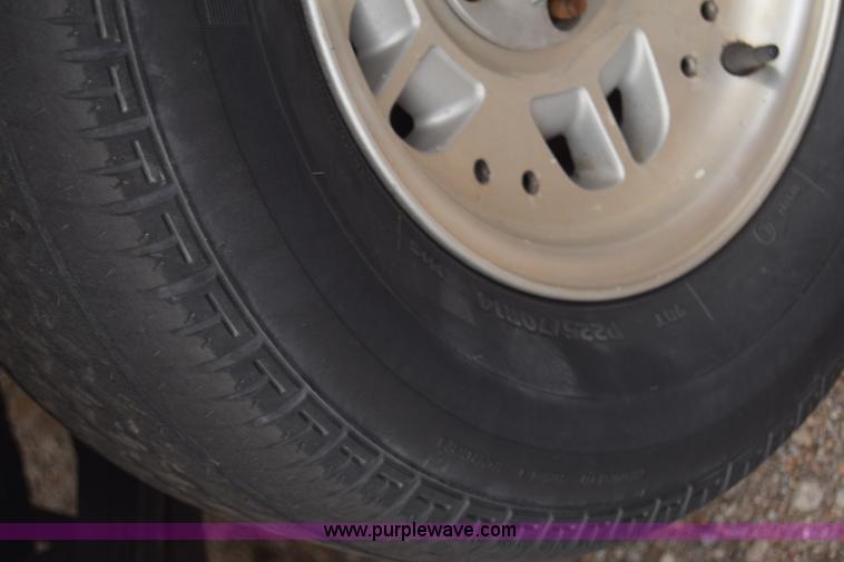 image for item L1079 1994 Ford Ranger pickup truck