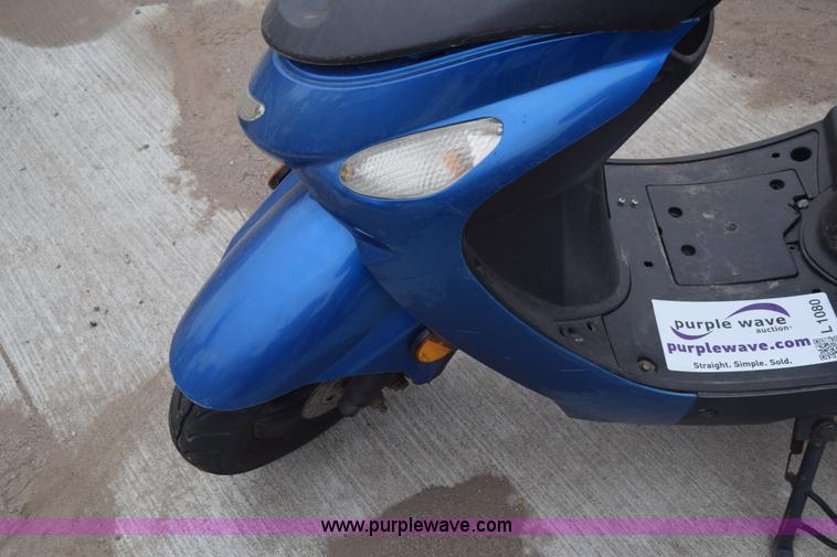 image for item L1080 2014 Tao Tao moped