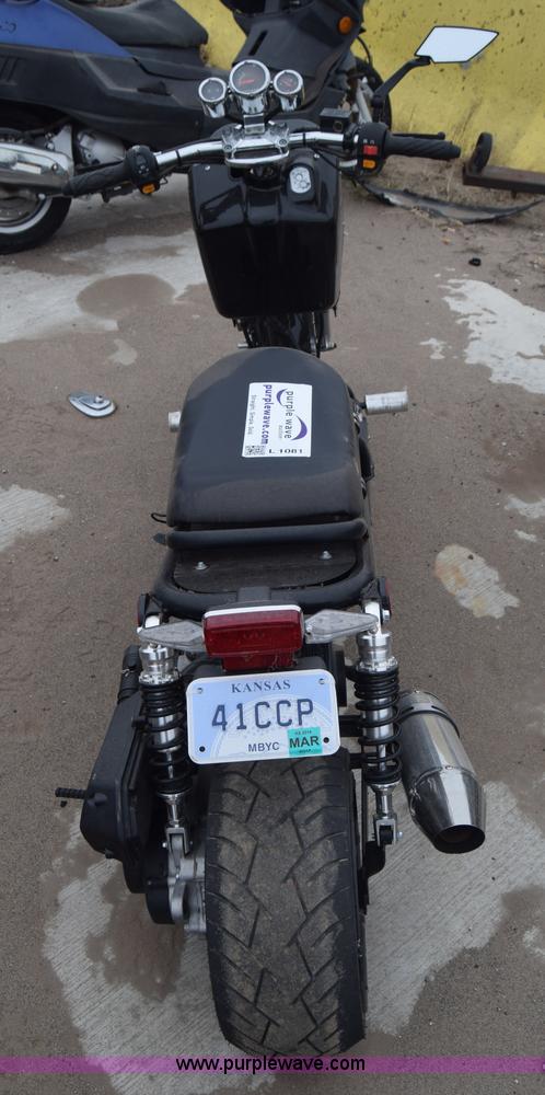 image for item L1081 2015 Tao Tao moped