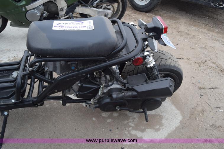 image for item L1081 2015 Tao Tao moped