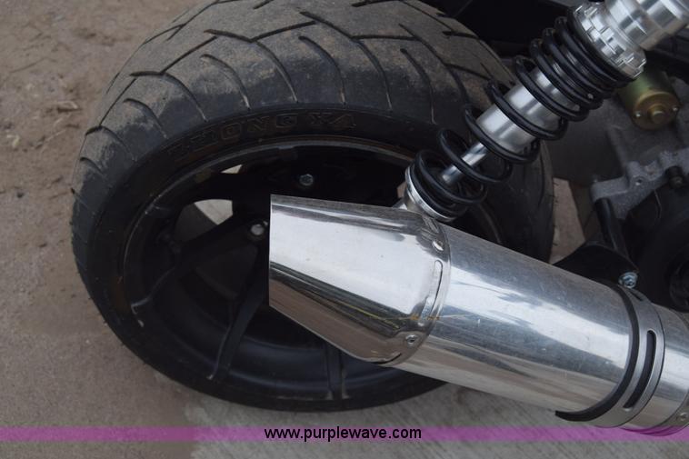 image for item L1081 2015 Tao Tao moped