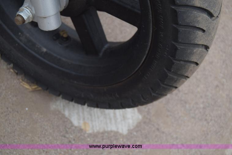 image for item L1081 2015 Tao Tao moped