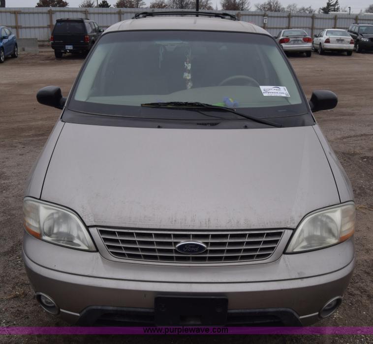 image for item L1083 2002 Ford Windstar van