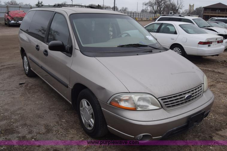 image for item L1083 2002 Ford Windstar van