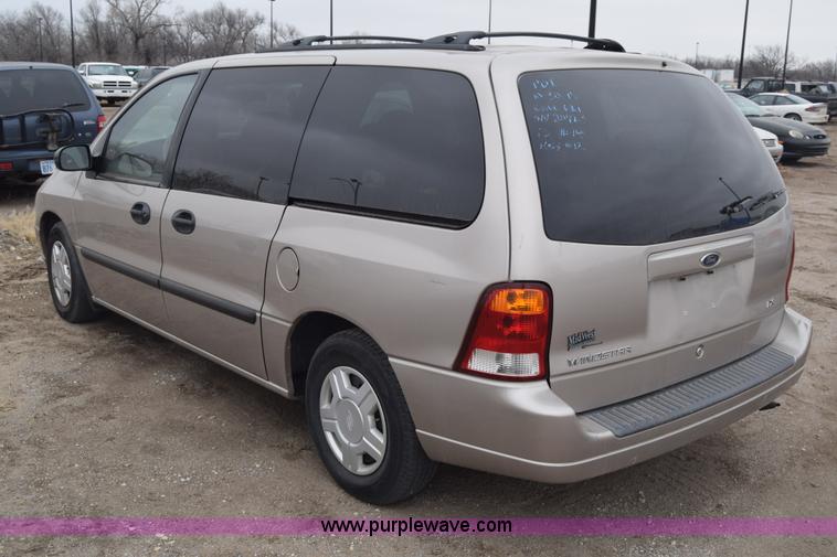 image for item L1083 2002 Ford Windstar van
