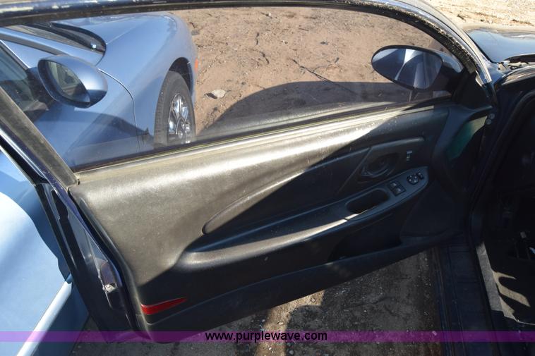 image for item L1180 2001 Chevrolet Monte Carlo SS