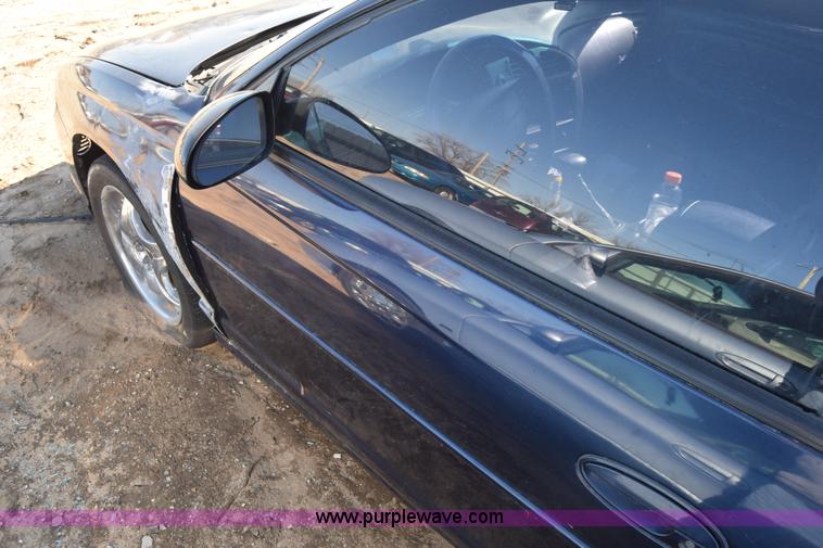 image for item L1180 2001 Chevrolet Monte Carlo SS