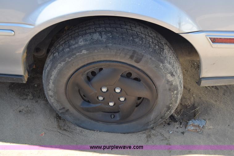 image for item L1181 1995 Chevrolet Beretta