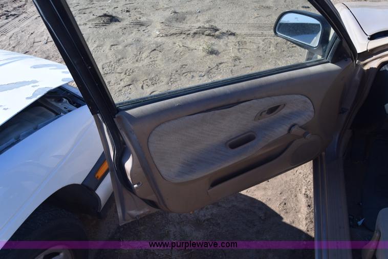 image for item L1184 2000 Mitsubishi Mirage DE