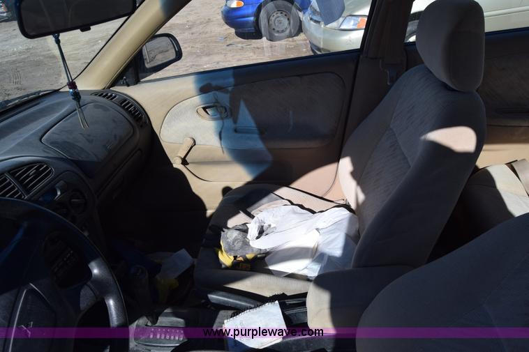 image for item L1184 2000 Mitsubishi Mirage DE