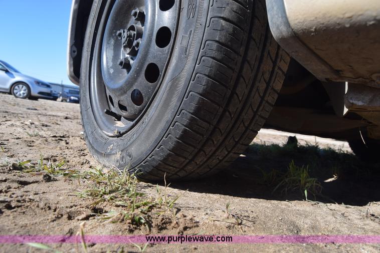 image for item L1184 2000 Mitsubishi Mirage DE