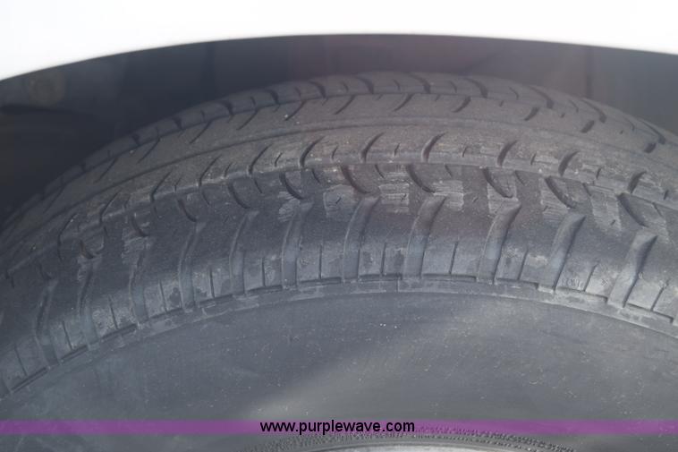 image for item L1185 2000 Chevrolet S10 pickup truck